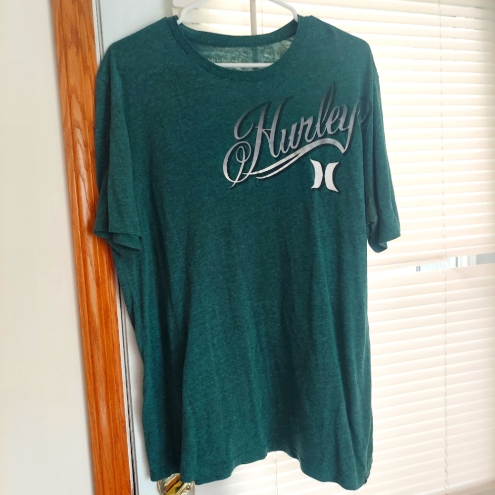 Men's T shirt- XL